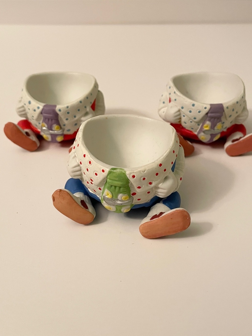 Vtg Humpty Dumpty Ceramic Egg Cups Set of 3 Polka Dot Nursery Rhyme Kitsch⁠